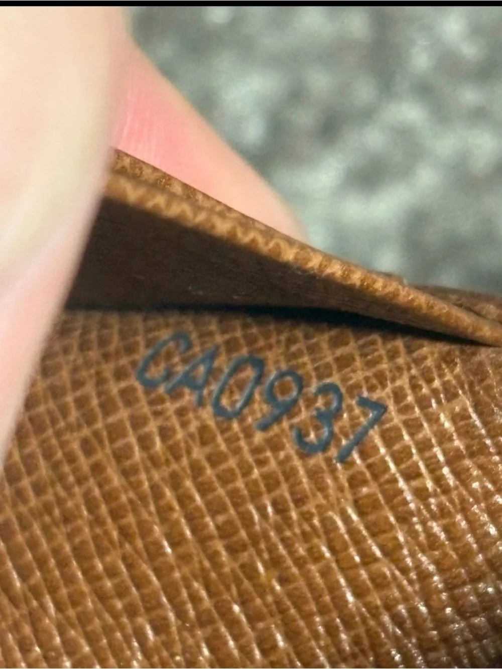 Auth Louis Vuitton Monogram Bifold zippy Wallet